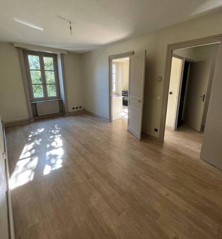 Appartement 2 pièces                                        - 42600 Montbrison Réf : 12997