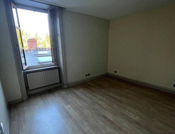Appartement 2 pièces                                        - 42600 Montbrison Réf : 12997