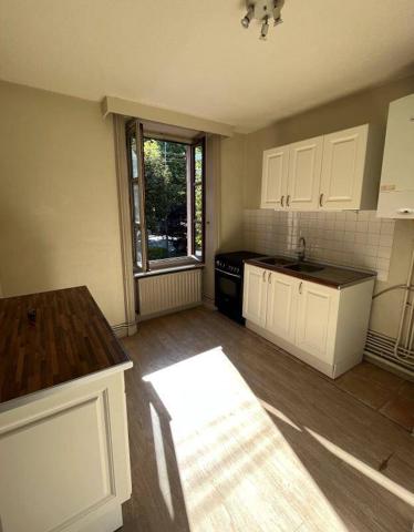Appartement 2 pièces                                        - 42600 Montbrison Réf : 12997