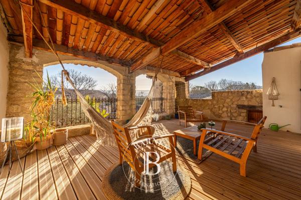 Mormoiron, Maison de village 8 Chambres -  435 m² à vendre