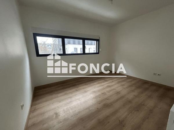 Location Appartement 2 pièces 60.8 m² - Lille 59000