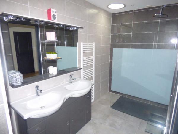 Maison Les Sables D Olonne 4 pièce(s) 100 m2 A LOUER A L ANNEE EN VIDE