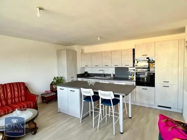 Appartement à louer 3 pièces 57.55m² Chambray-lès-Tours (37170)