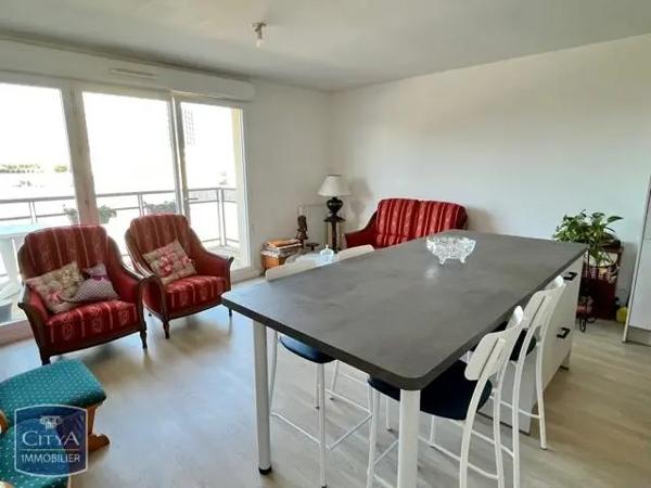 Appartement à louer 3 pièces 57.55m² Chambray-lès-Tours (37170)
