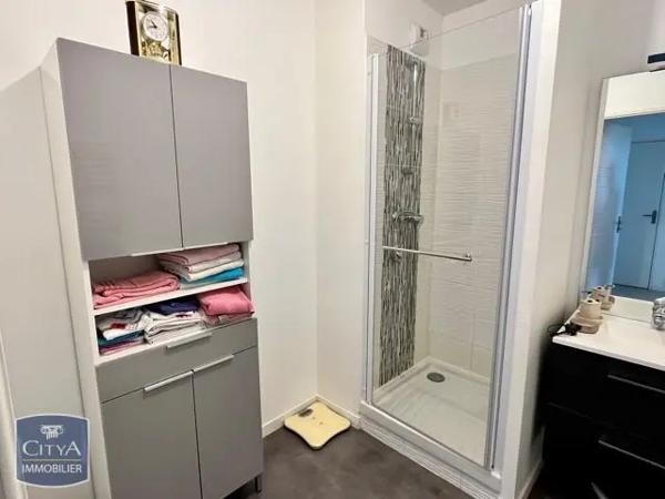 Appartement à louer 3 pièces 57.55m² Chambray-lès-Tours (37170)