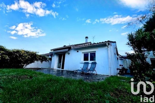 Maison traditionnelle 4 pièces de 93 m² à Royan (17200)