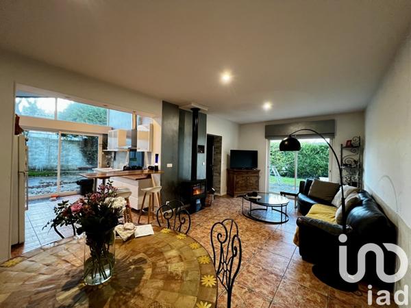 Maison traditionnelle 4 pièces de 93 m² à Royan (17200)