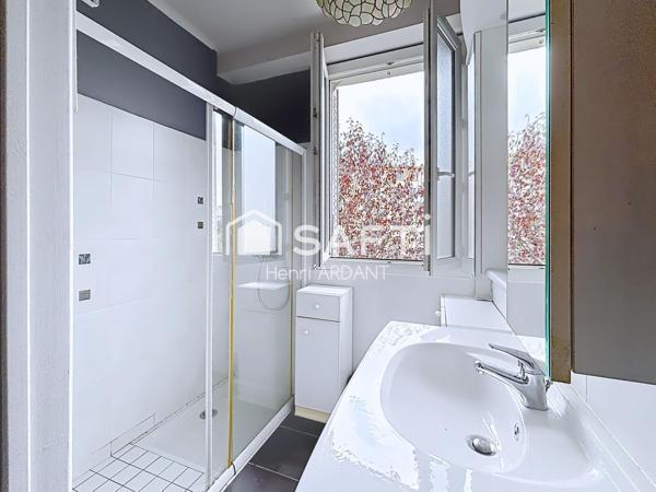 Jardin, Garage, Cinq chambres en Ville