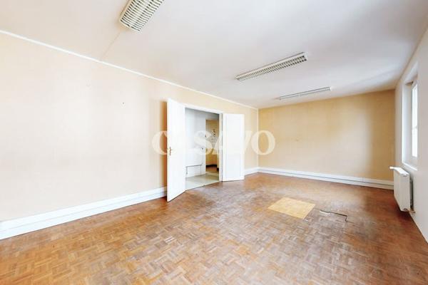 Vente Maison 10 pièces de 260m² - 27000 Évreux