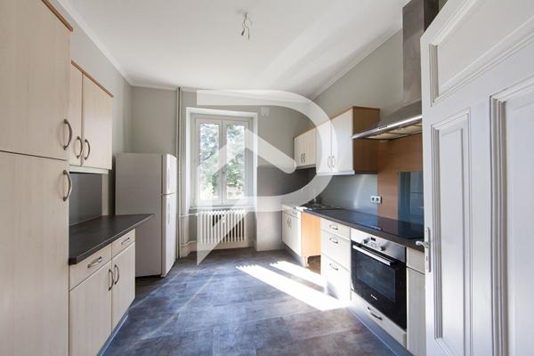 Appartement 4 pièces 95.87 m2