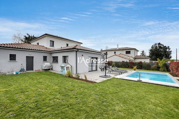 Exclusivité L'Adresse Immobilier- Tournefeuille - Maison T6 de 160m2 sur 810m² de terrain avec Piscine et garage