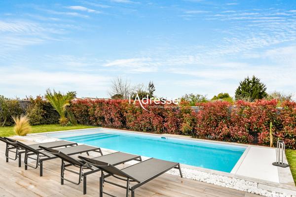 Exclusivité L'Adresse Immobilier- Tournefeuille - Maison T6 de 160m2 sur 810m² de terrain avec Piscine et garage