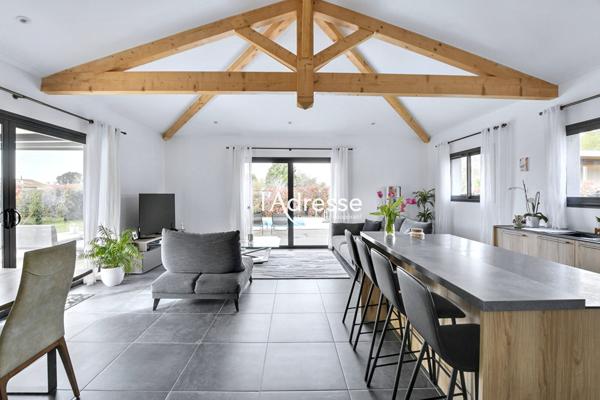 Exclusivité L'Adresse Immobilier- Tournefeuille - Maison T6 de 160m2 sur 810m² de terrain avec Piscine et garage