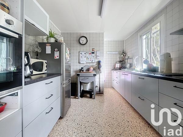 Maison à vendre 6 pièces 133 m² Rognac