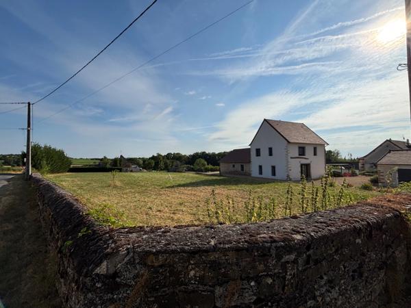 A vendre - Terrain de 2965 m² situé entre Buxy et St-Gengoux-le-National à SAINT-BOIL (71)
