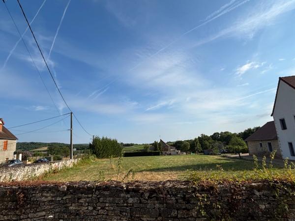 A vendre - Terrain de 2965 m² situé entre Buxy et St-Gengoux-le-National à SAINT-BOIL (71)