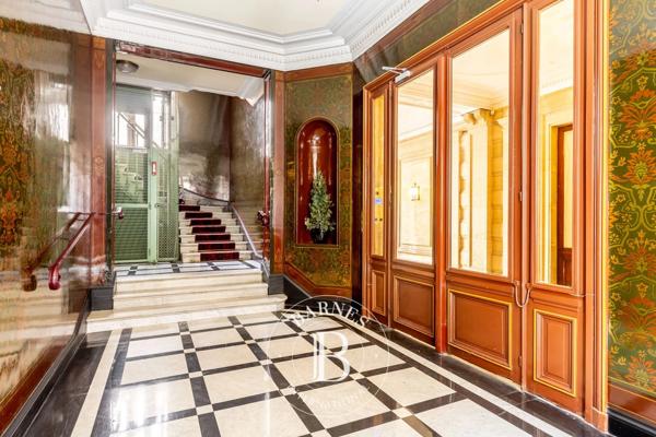 Paris 17ème, Appartement 3 Chambres -  161 m² à vendre