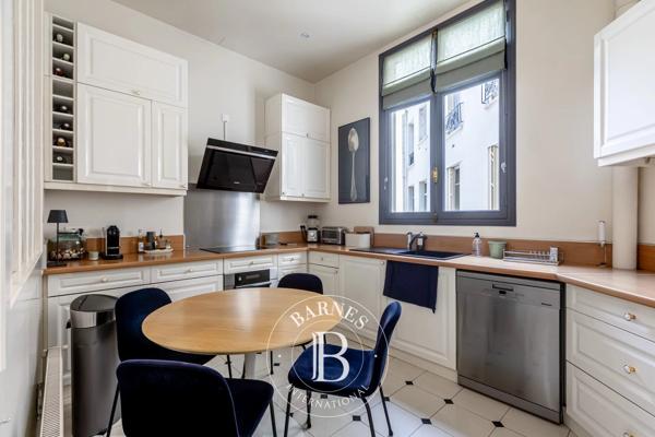 Paris 17ème, Appartement 3 Chambres -  161 m² à vendre