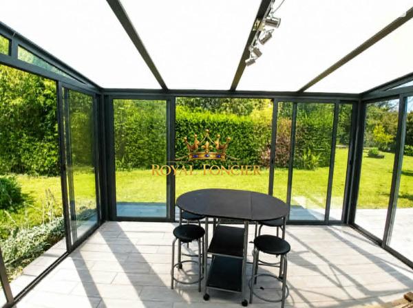 Maison familiale avec vus sur le jardin