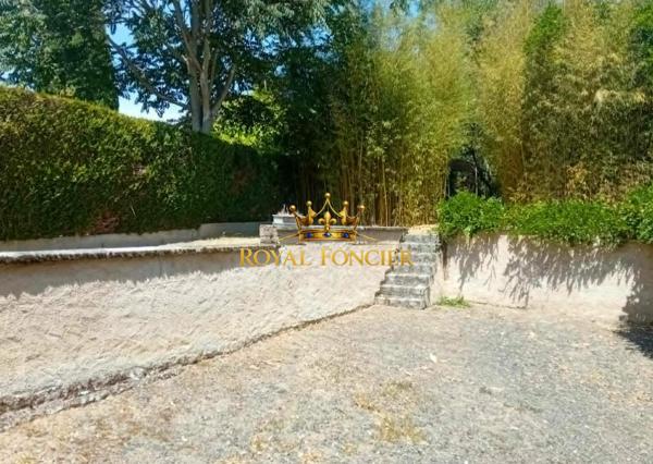 Maison familiale avec vus sur le jardin