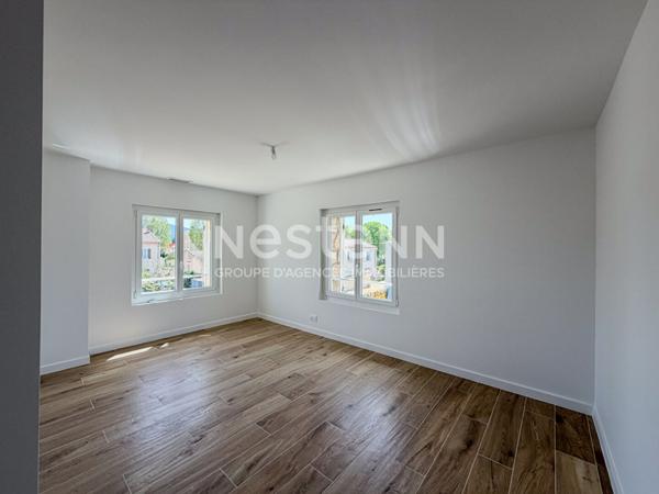 Gardanne centre ville-Maison 4 pièces d'une surface de 135 m2 avec une grande remise et jardin.