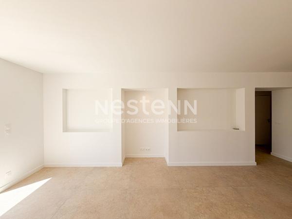 Gardanne centre ville-Maison 4 pièces d'une surface de 135 m2 avec une grande remise et jardin.