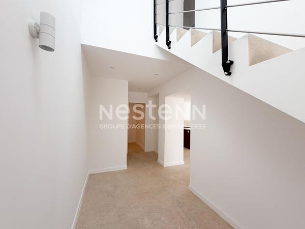 Gardanne centre ville-Maison 4 pièces d'une surface de 135 m2 avec une grande remise et jardin.