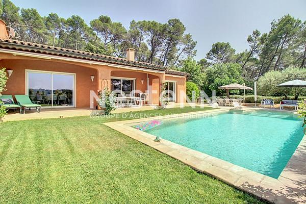 A VENDRE DRAGUIGNAN Maison 180 m² PISCINE GARAGE avec VUE