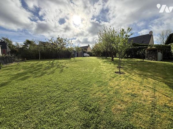 SAINT MALO VENTE EN VIAGER OCCUPE  Maison en pierres jardin clos 