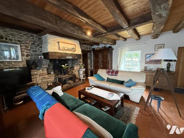 SAINT MALO VENTE EN VIAGER OCCUPE  Maison en pierres jardin clos 