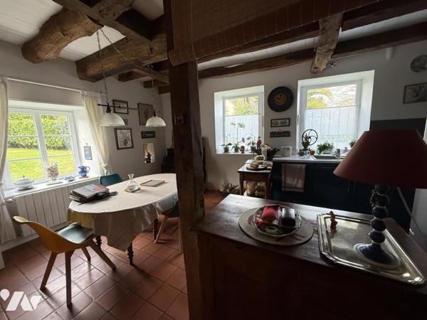 SAINT MALO VENTE EN VIAGER OCCUPE  Maison en pierres jardin clos 