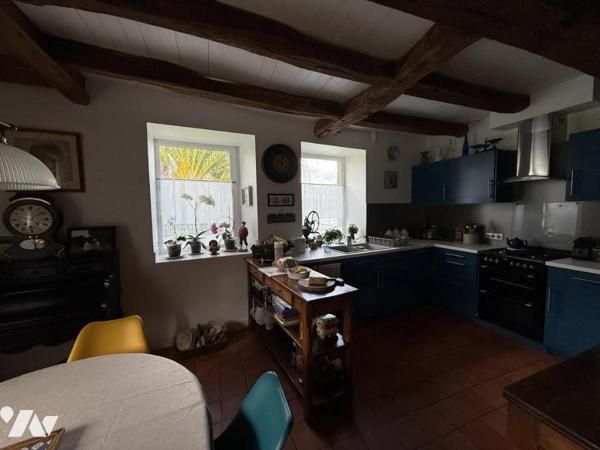 SAINT MALO VENTE EN VIAGER OCCUPE  Maison en pierres jardin clos 
