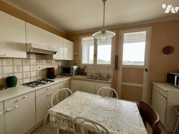 ZOLA - T3 AVEC STATIONNEMENT ET CAVE