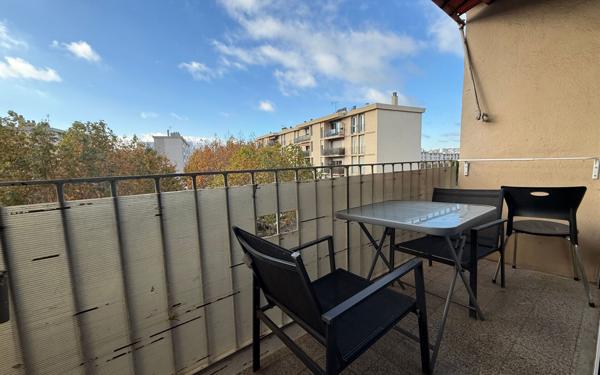 Appartement à louer    2 pièces • 60,95 m2 Marseille 10