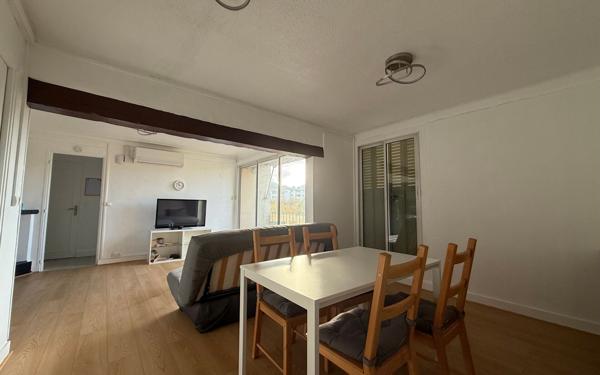 Appartement à louer    2 pièces • 60,95 m2 Marseille 10