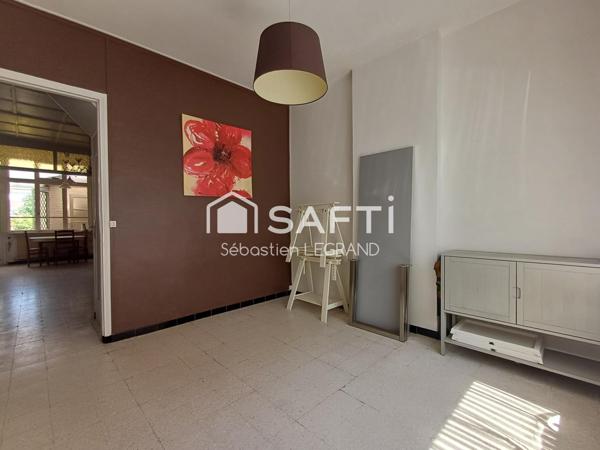 Maison de ville mitoyenne à rénover