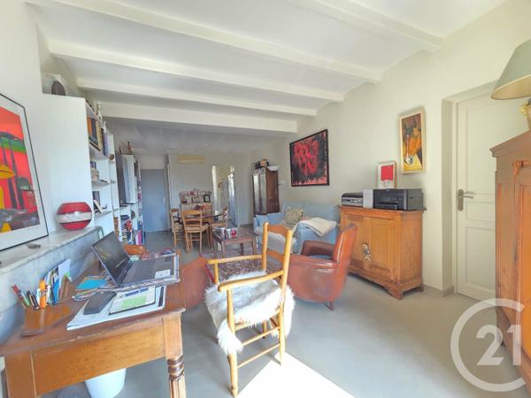 Appartement F2 à vendre  2 pièces - 53,94 m2 LE CASTELLET - 83