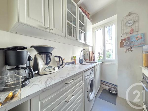 Appartement F2 à vendre  2 pièces - 53,94 m2 LE CASTELLET - 83