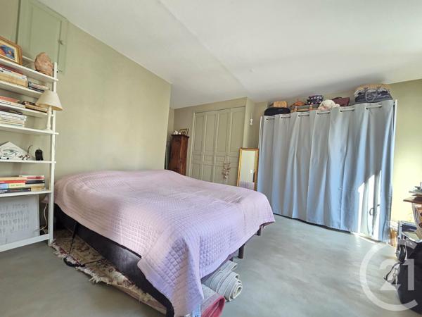 Appartement F2 à vendre  2 pièces - 53,94 m2 LE CASTELLET - 83