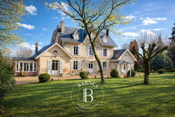 Bellac, Manoir 8 Chambres -  401 m² à vendre