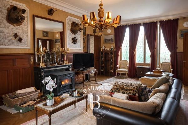 Bellac, Manoir 8 Chambres -  401 m² à vendre