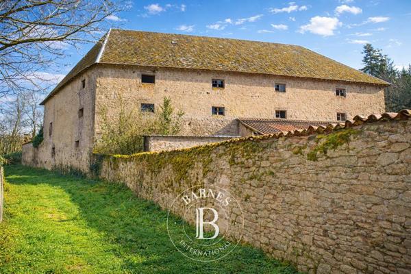 Bellac, Manoir 8 Chambres -  401 m² à vendre