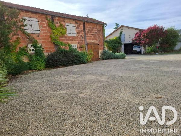 Maison à vendre 6 pièces 151 m² Gençay