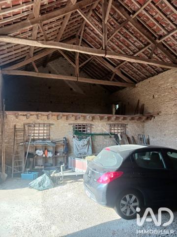 Maison à vendre 6 pièces 151 m² Gençay