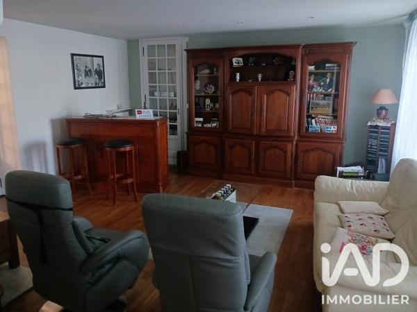 Maison à vendre 6 pièces 151 m² Gençay