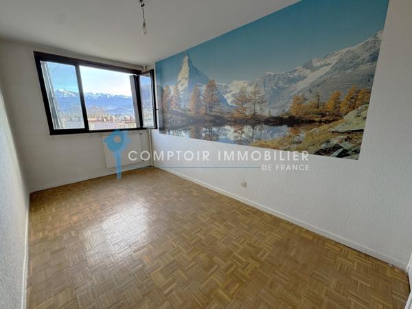 Appartement
                                                                                                                                                                                                                                                                                                                        5 pièce(s)                                                                                                                                                                                                          4 chambre(s)                                                                                                                                                                                                          110  m²