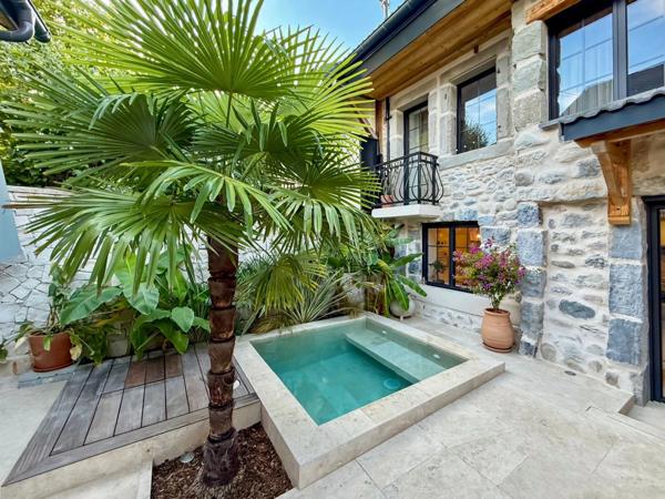 Maison de caractère avec grange à réinventer – Vétraz-Monthoux