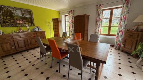 BRIE - MAISON EN PIERRE 217 M2