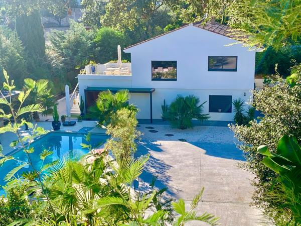 Maison à vendre 6 pièces SAINT AYGULF (83)