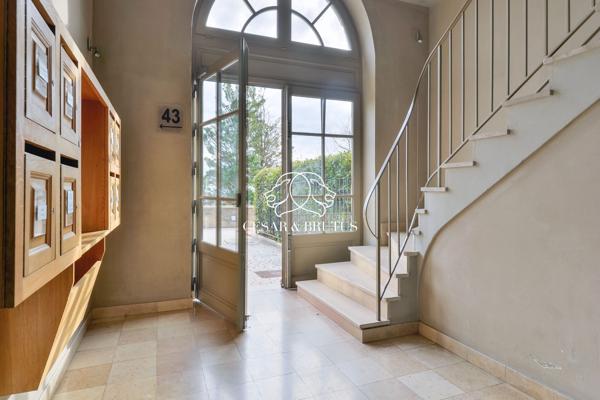 Lyon 5 – Fourvière – Appartement de 106,40 m² – 2 chambres – Garage